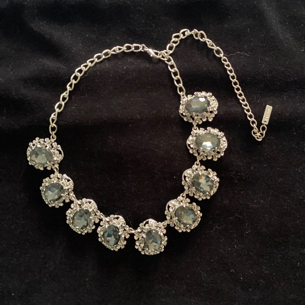 Beautiful necklace. Barely worn.
